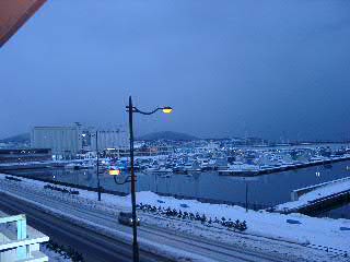 黄昏の小樽築港。■2002年1月撮影